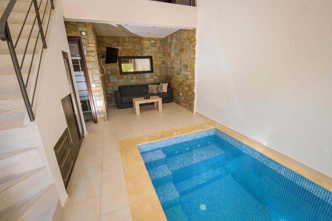 Stone Suites Пефкохори Экстерьер фото